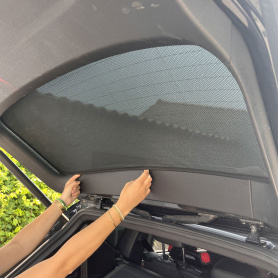 Sonniboy custom-made car sun-shade for Vw Transporter T5 Long - Rear window
